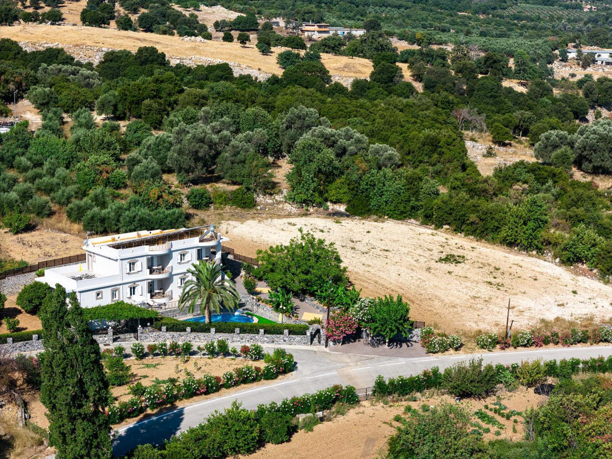 Villa Kamelia *